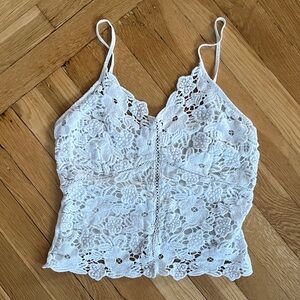 Elegant White Lace Women’s cropped Top